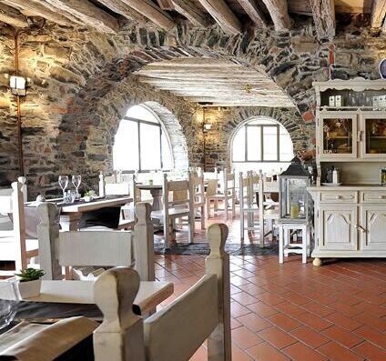 “REGINA 131 caffè ristorante pizzeria” – CARATE URIO
