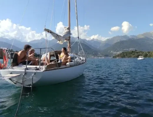 VELARIO Sailing